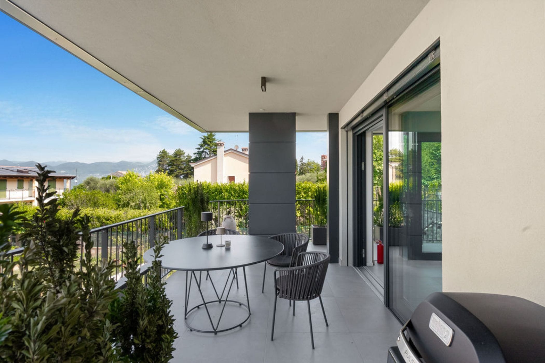 Torri Garden - Interior 1